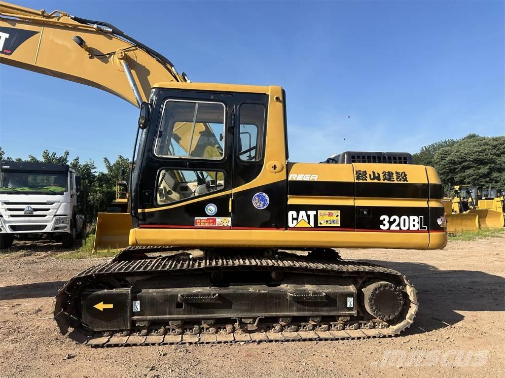 CAT 320BL Lánctalpas kotrók