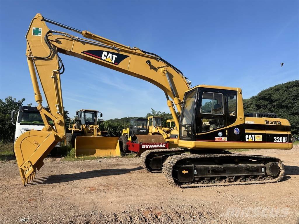 CAT 320BL Lánctalpas kotrók