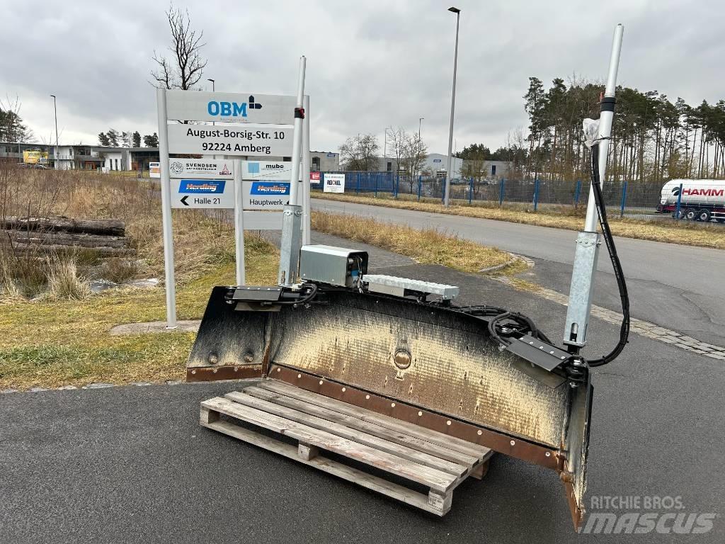AP Powerblade PB2200 Lánctalpas homlokrakodók