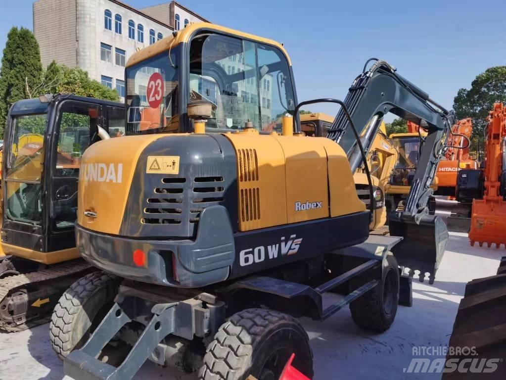 Hyundai Robex 60 W Gumikerekes kotrók