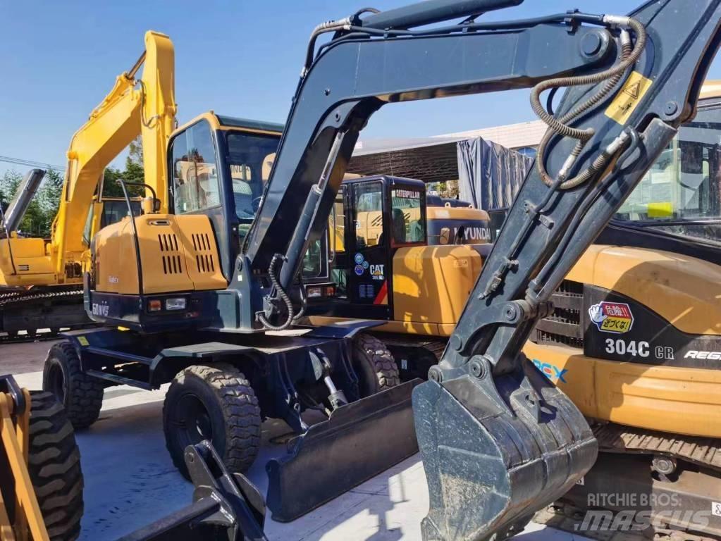 Hyundai Robex 60 W Gumikerekes kotrók