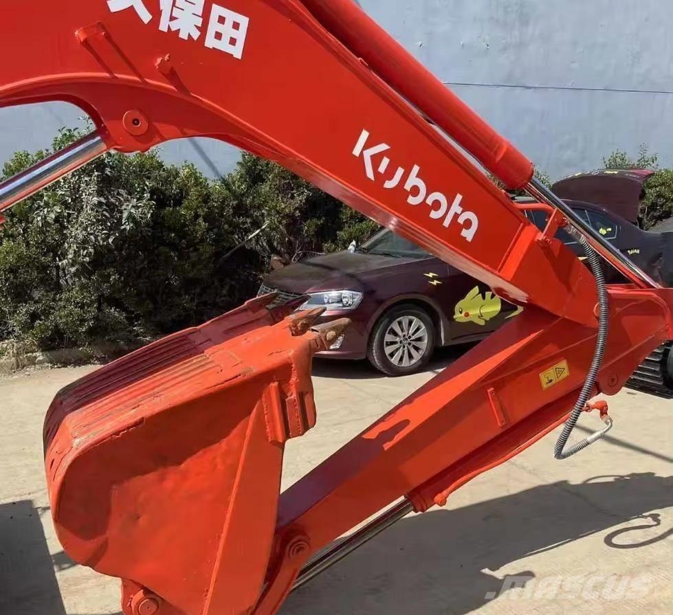 Kubota KX 185-3 Közepes (midi) kotrók 7 t - 12 t