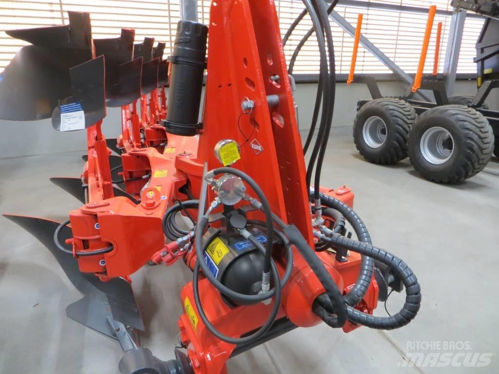 Kuhn Vari-Master 123 Váltvaforgató ekék