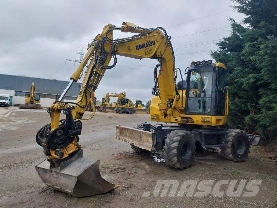 Komatsu PW138MR-11 Gumikerekes kotrók