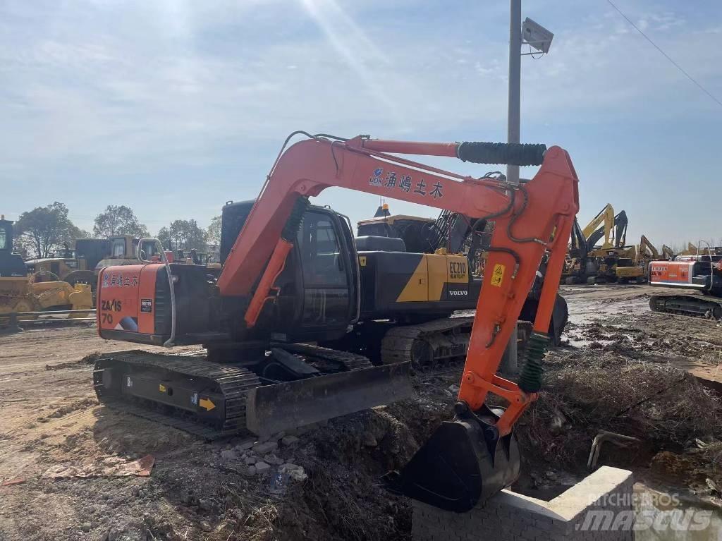 Hitachi 60 Lánctalpas kotrók