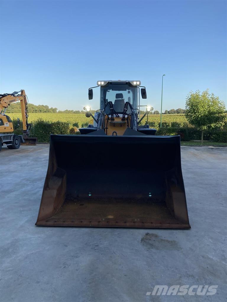 Liebherr L 538 Gumikerekes homlokrakodók