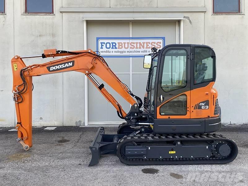 Doosan DX 63-3 Mini kotrók < 7t