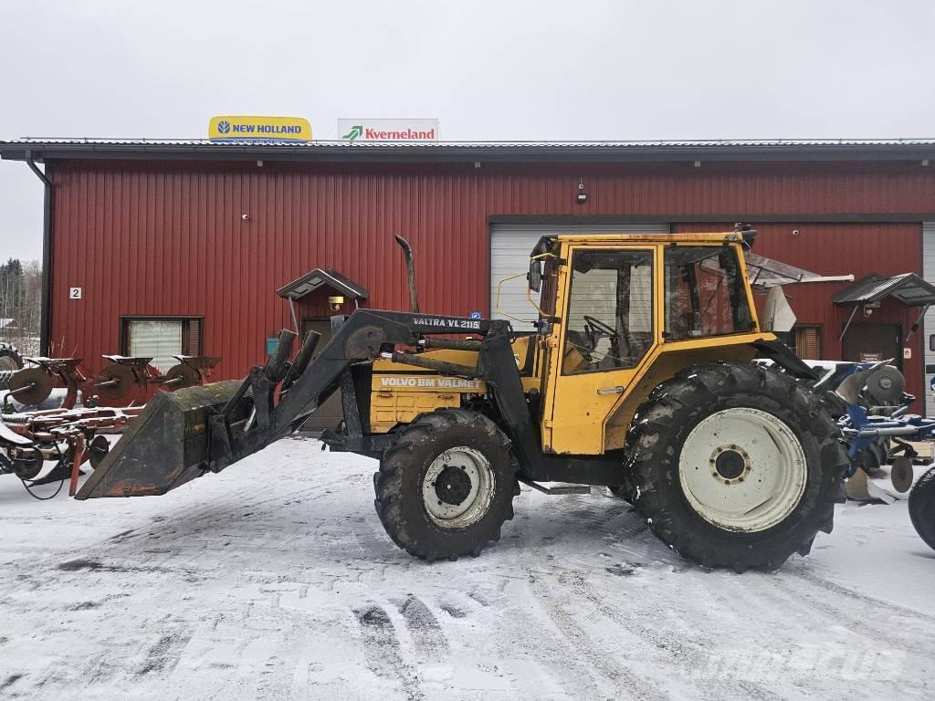 Valmet 815 Traktorok