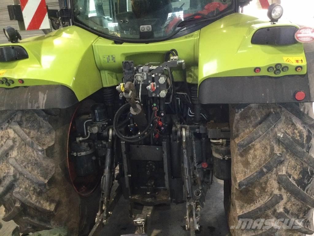 CLAAS ARION 550 Traktorok