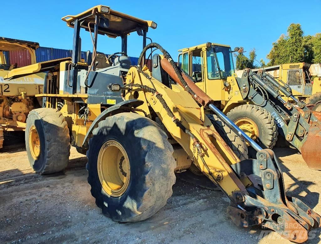 CAT 924 G Gumikerekes homlokrakodók