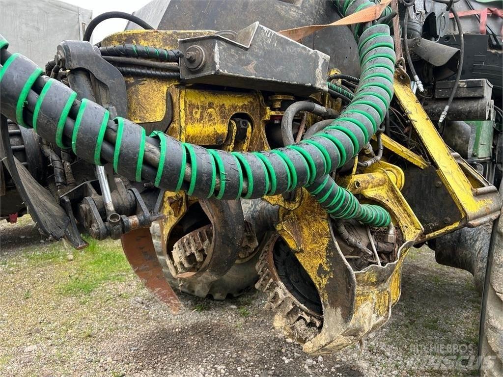 John Deere 1270G Betakarítók
