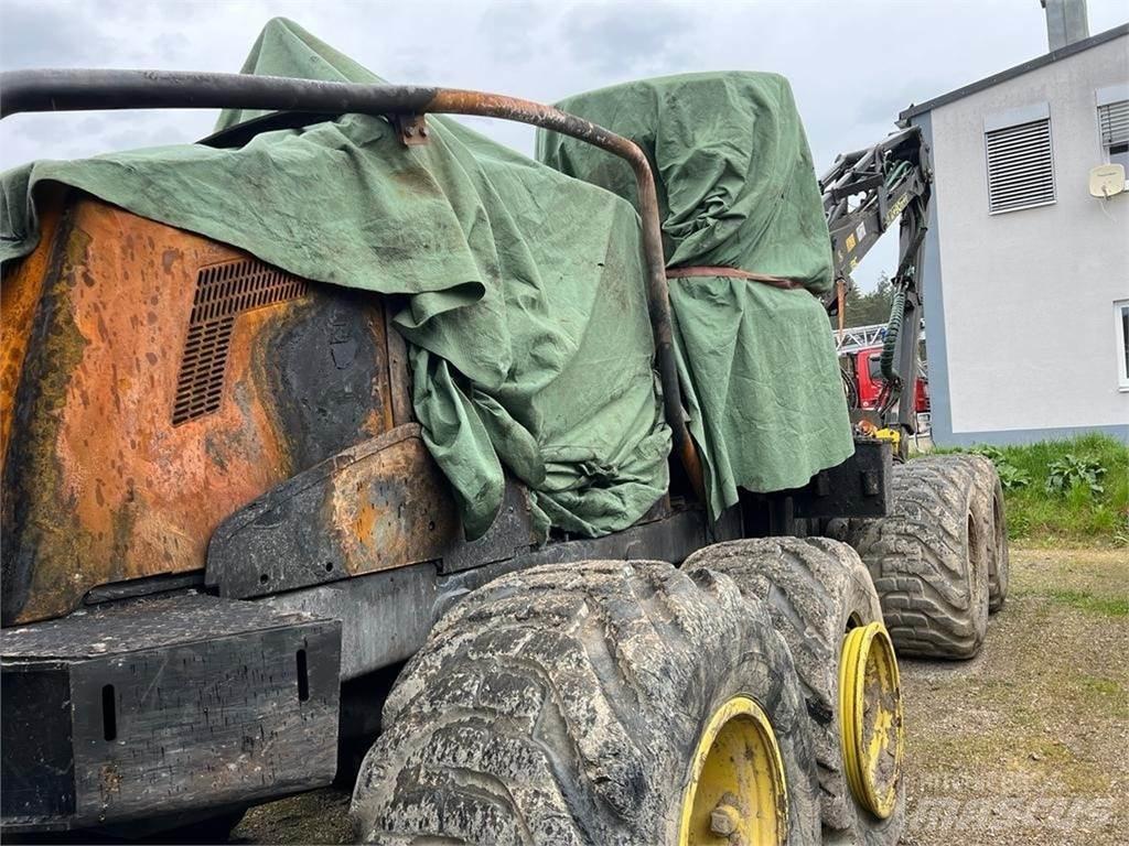 John Deere 1270G Betakarítók