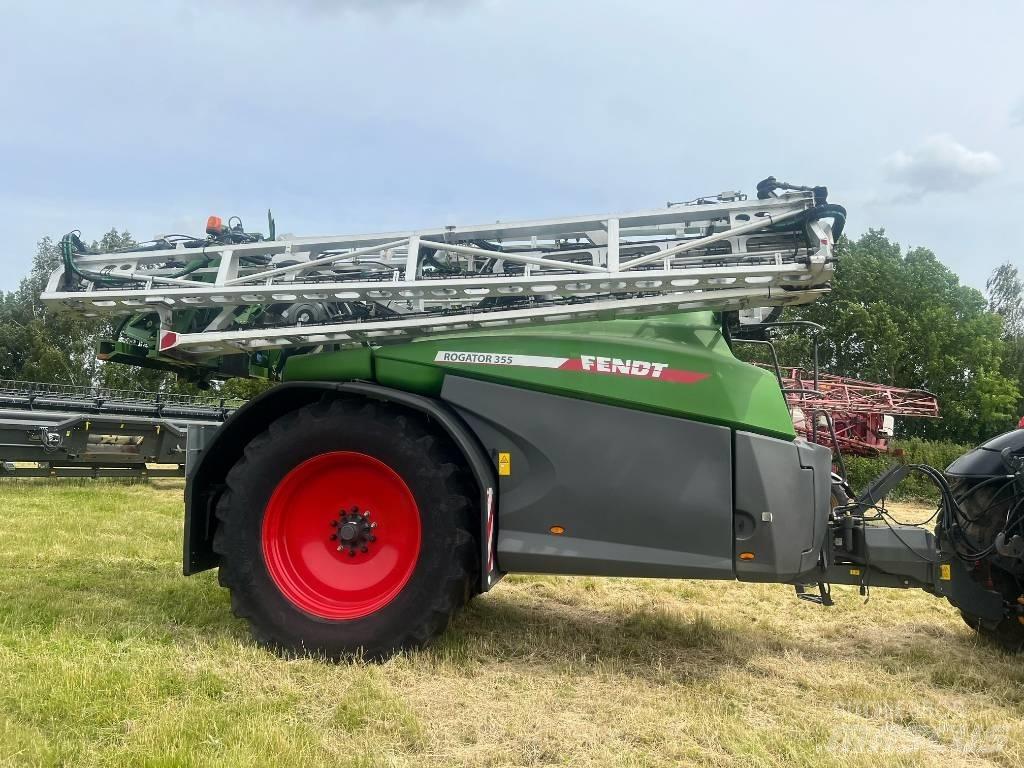 Fendt Rogator 355 Vontatott trágyaszórók