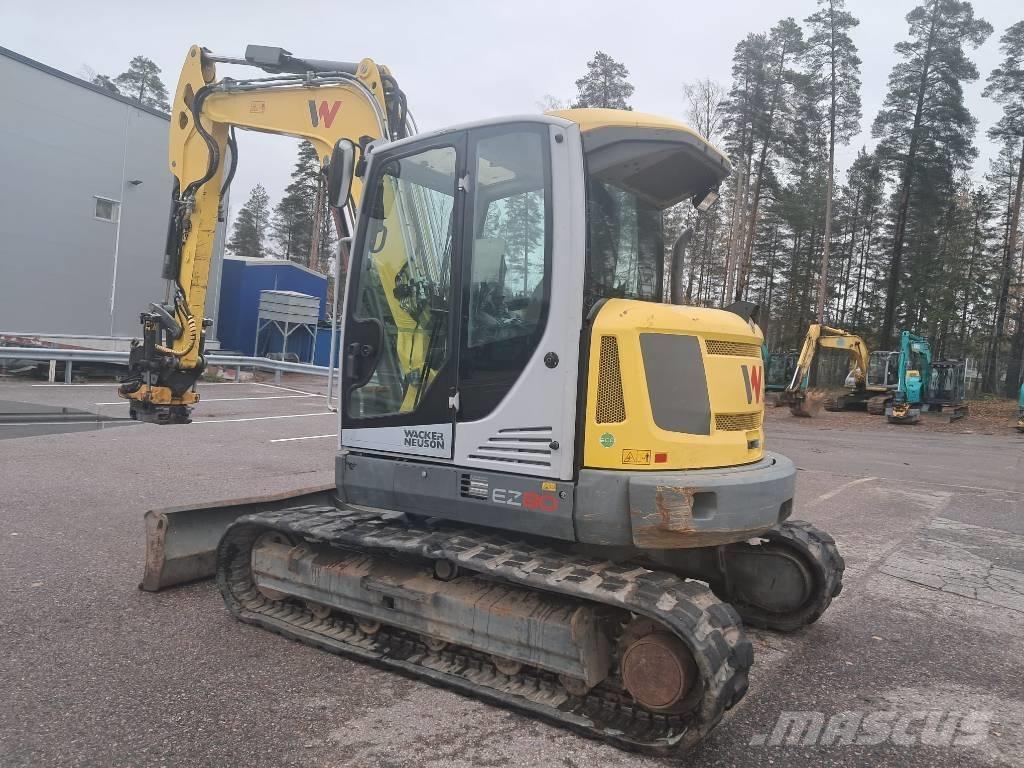 Wacker Neuson EZ 80 Közepes (midi) kotrók 7 t - 12 t
