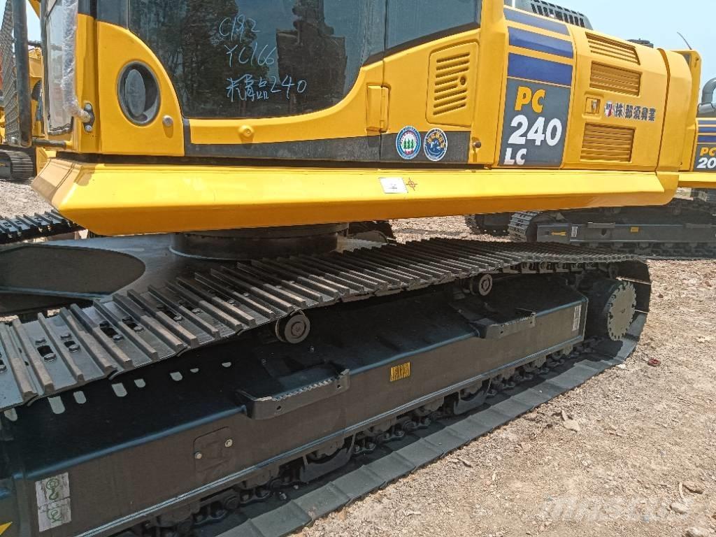 Komatsu PC 240 Lánctalpas kotrók