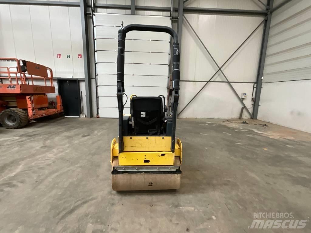 Bomag BW 100 AD M-2 Ikerdobos hengerek
