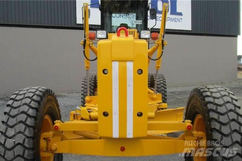 Hidromek MG330 Gréderek