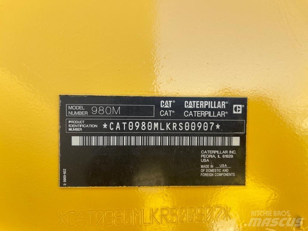 CAT 980M Gumikerekes homlokrakodók