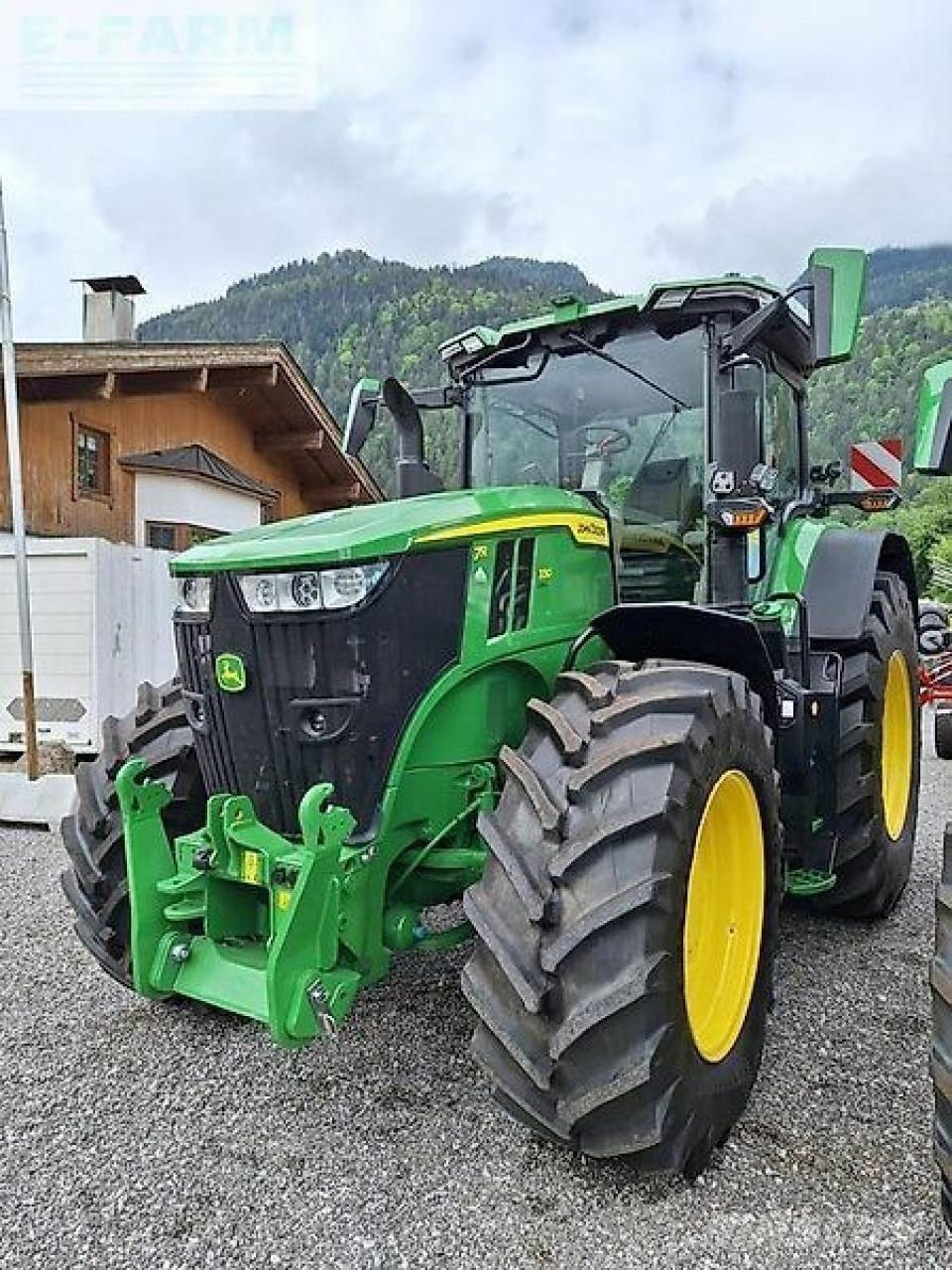 John Deere 7r 330 Traktorok