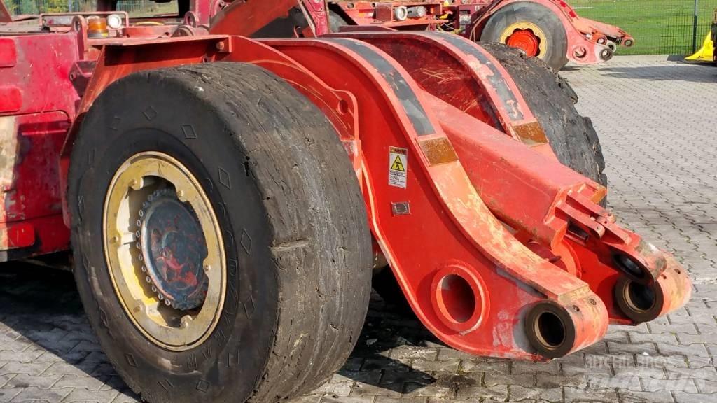 Sandvik LH208 Bányászati Homlokrakodók