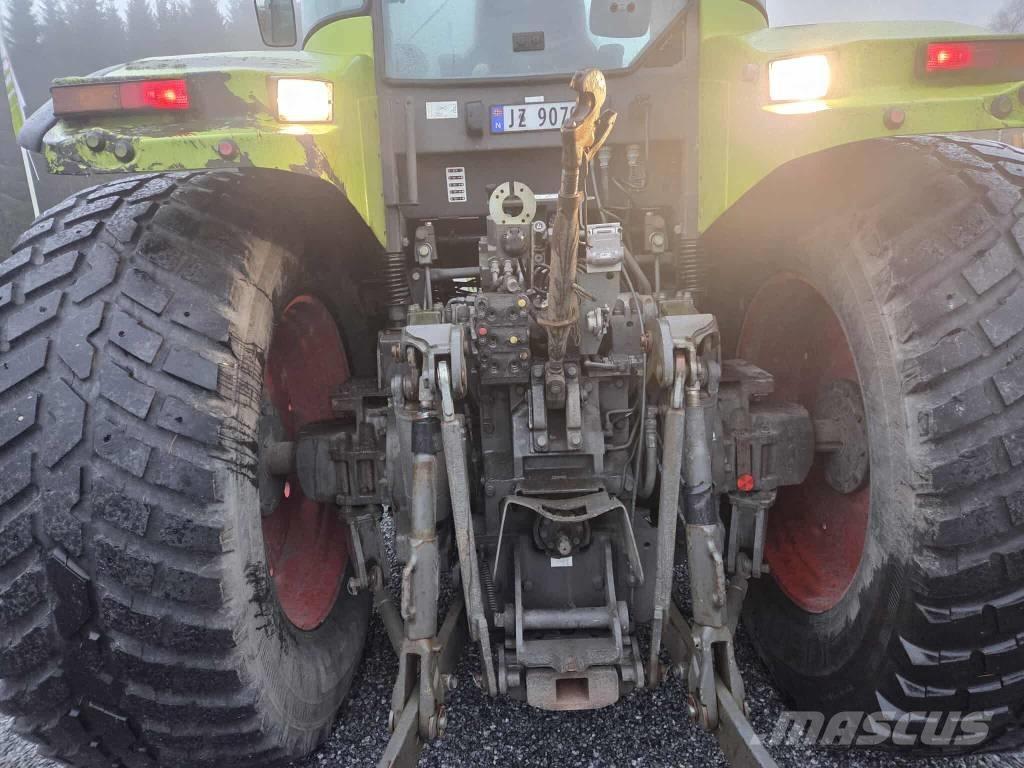 CLAAS Atles 946 RZ Traktorok