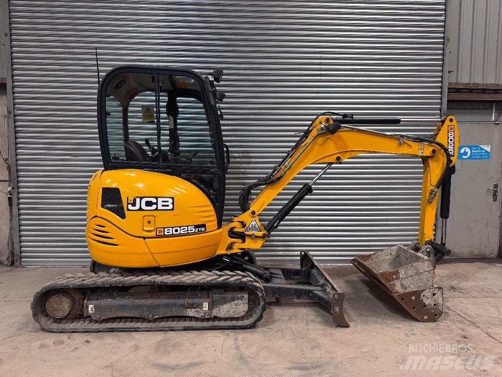 JCB 8025 ZTS Mini kotrók < 7t