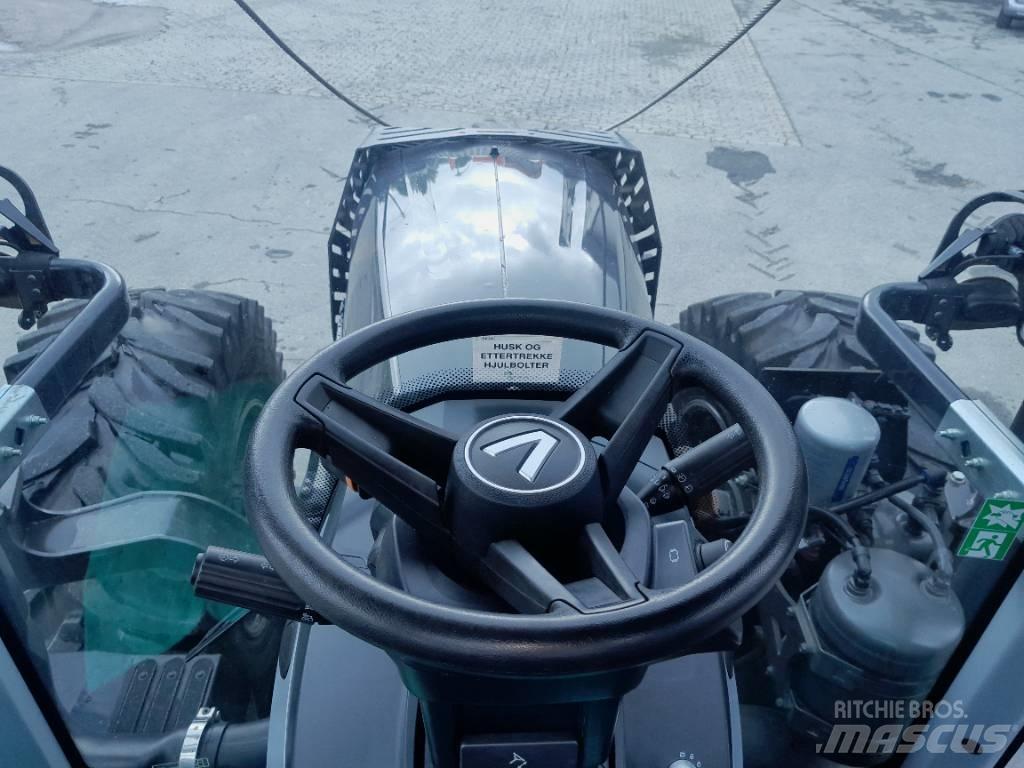 Valtra T 175 ED Erdészeti traktorok