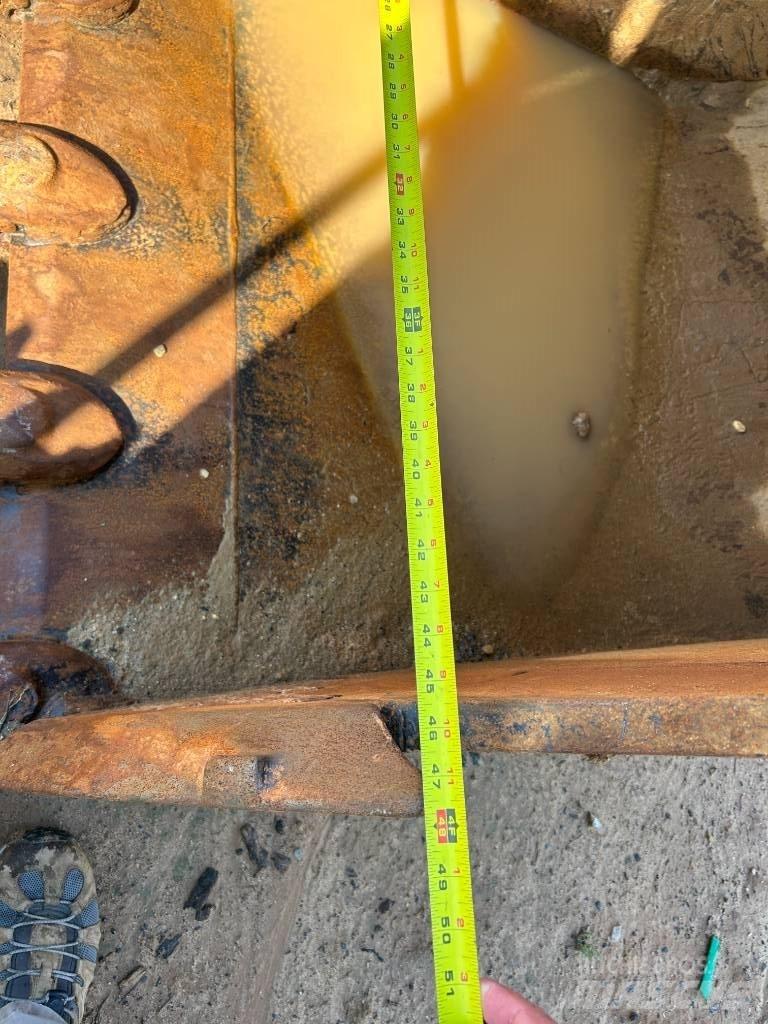 DEERE 345G LC Lánctalpas kotrók