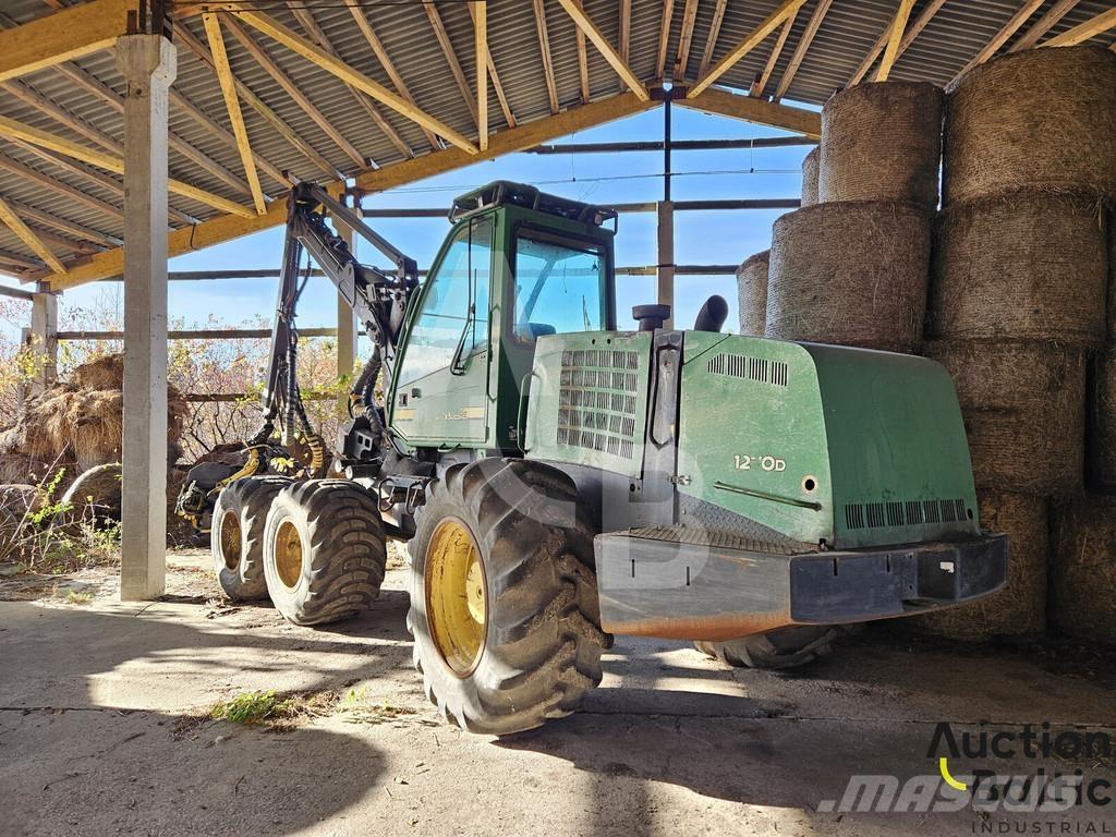 John Deere 1270 D Betakarítók