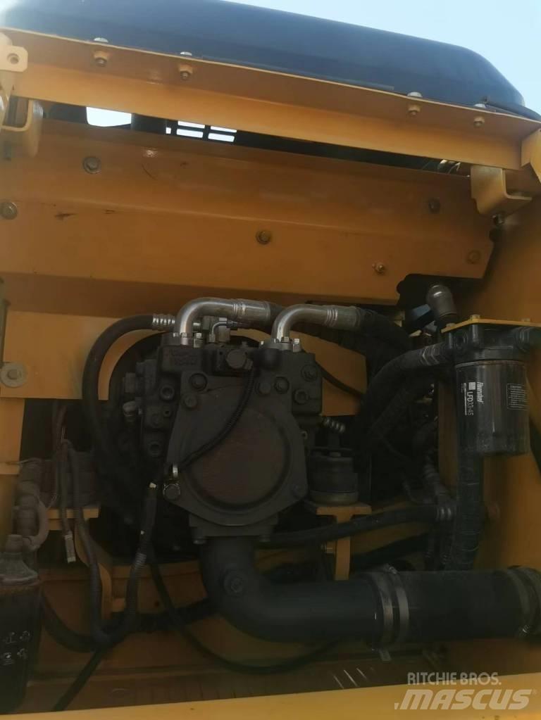 Komatsu PC 160 LC-7 Lánctalpas kotrók