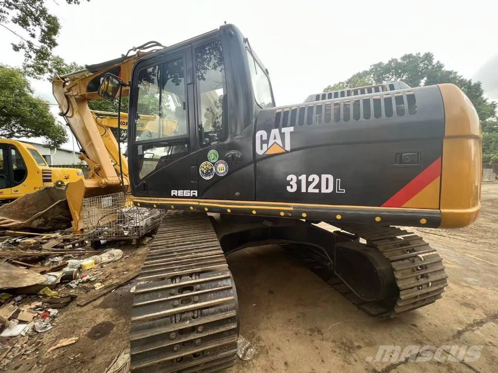 CAT 312 D L Lánctalpas kotrók