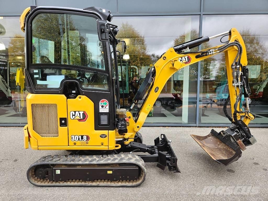 CAT 301.8 Mini kotrók < 7t