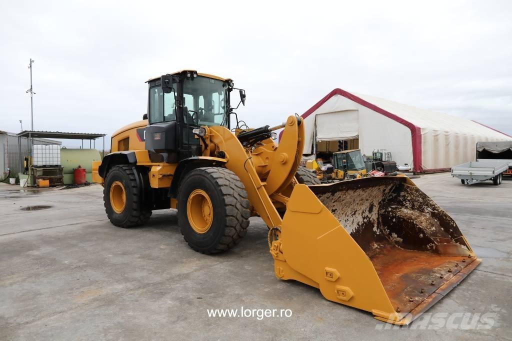 CAT 938 M Gumikerekes homlokrakodók