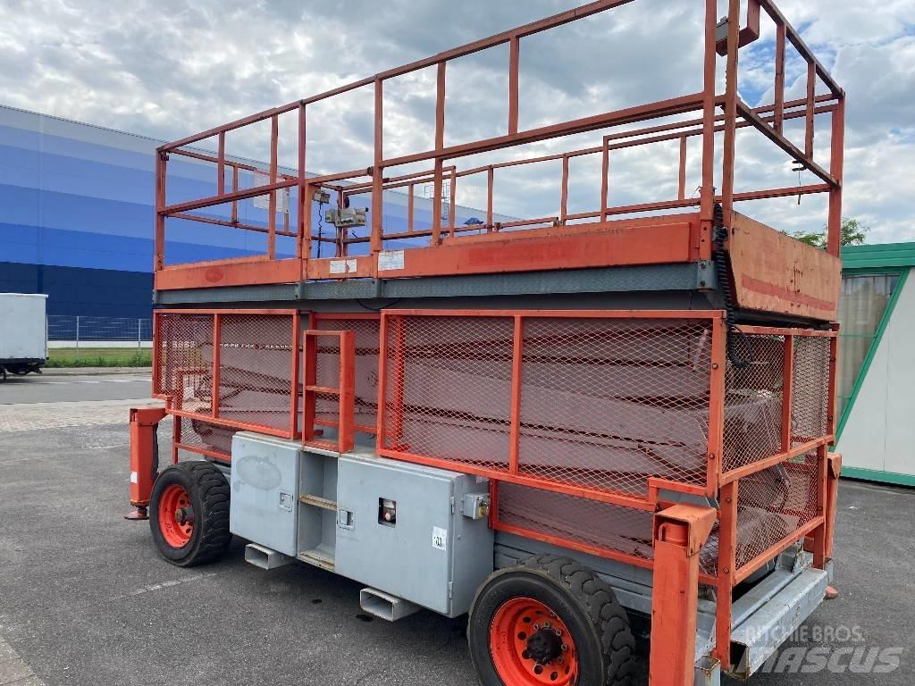 SkyJack SJ 9250 RT Ollós emelők