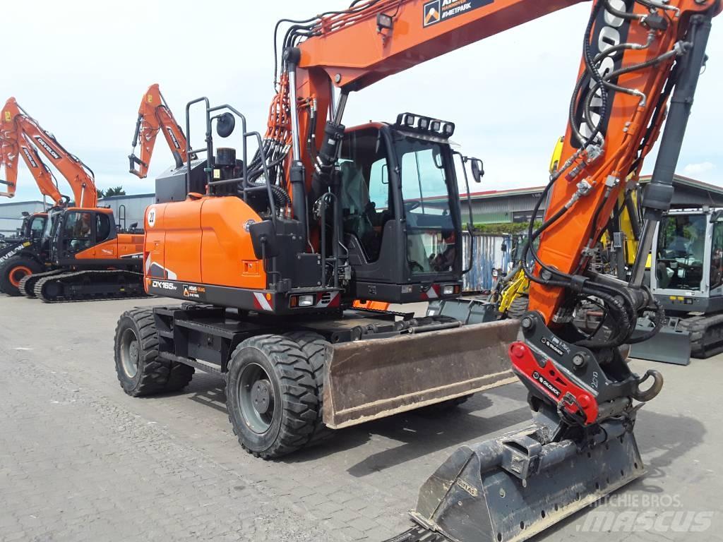 Doosan DX 165 W-5 Gumikerekes kotrók