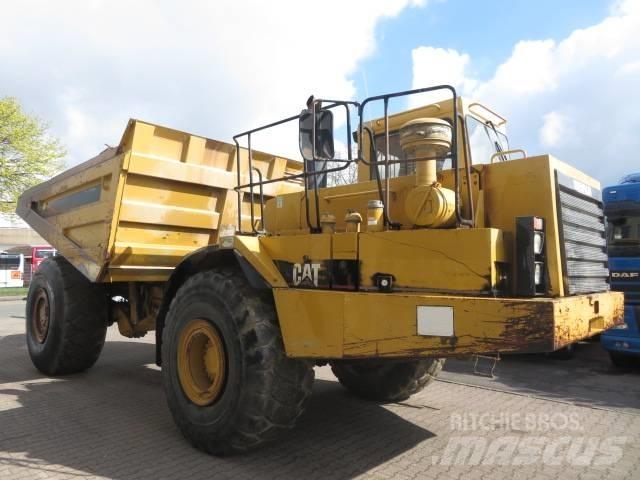 CAT  D40 Dumper Csuklósdömperek