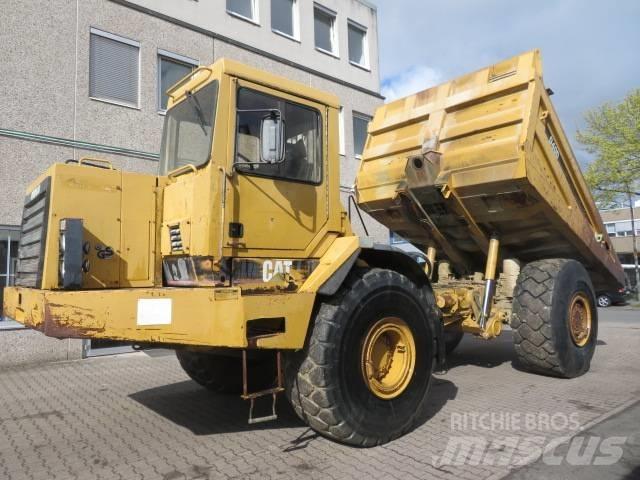 CAT  D40 Dumper Csuklósdömperek
