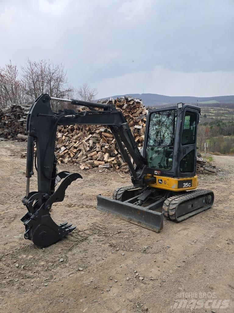 DEERE 35G Mini kotrók < 7t