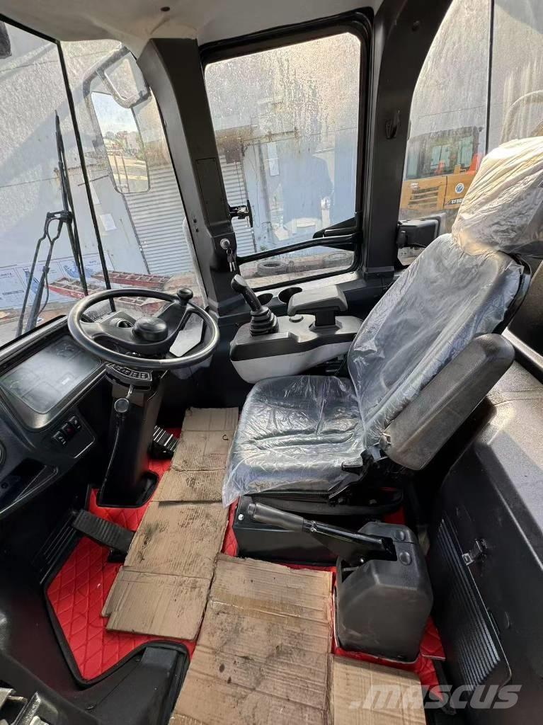 LiuGong CLG 856 H Gumikerekes homlokrakodók