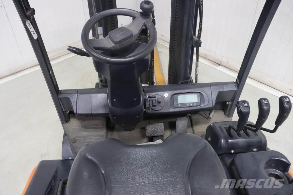 Doosan B25X-7 Elektromos targoncák