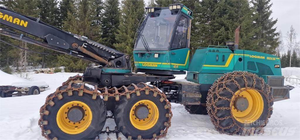 Logman 821H Betakarítók