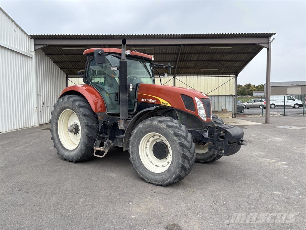 New Holland T7030 Traktorok