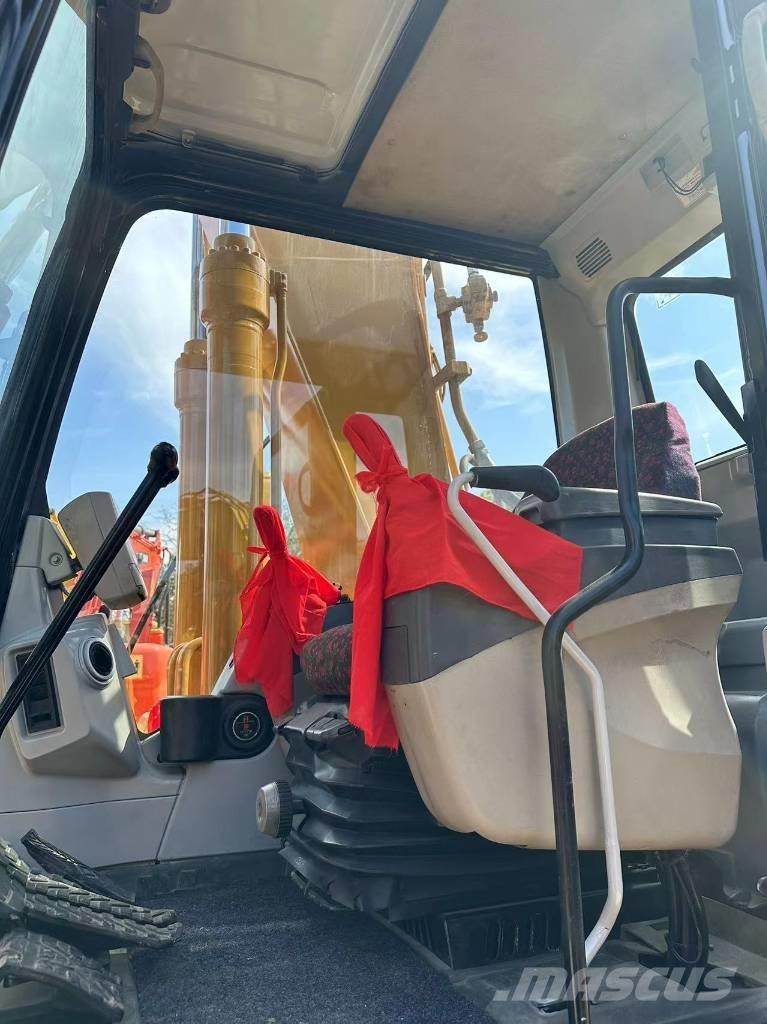 CAT 320 C L Hosszú gém kotrók