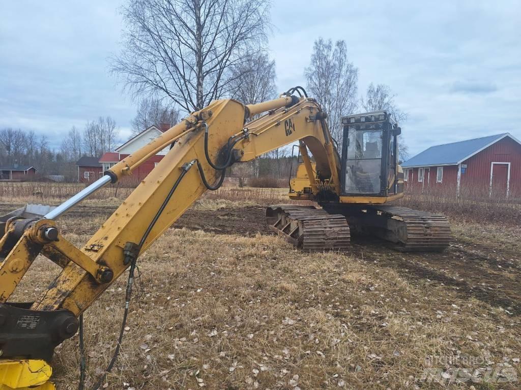 CAT 317 Lánctalpas kotrók