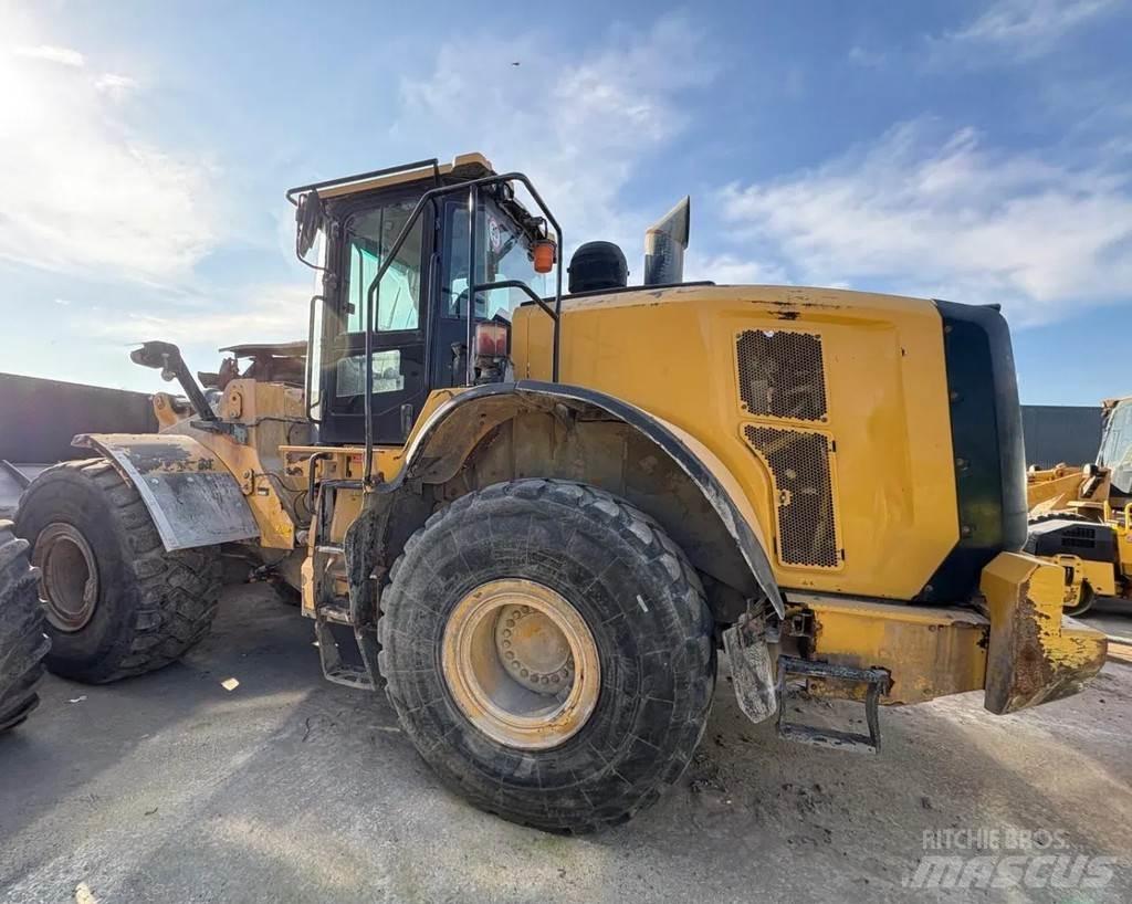 CAT 966MXE Gumikerekes homlokrakodók