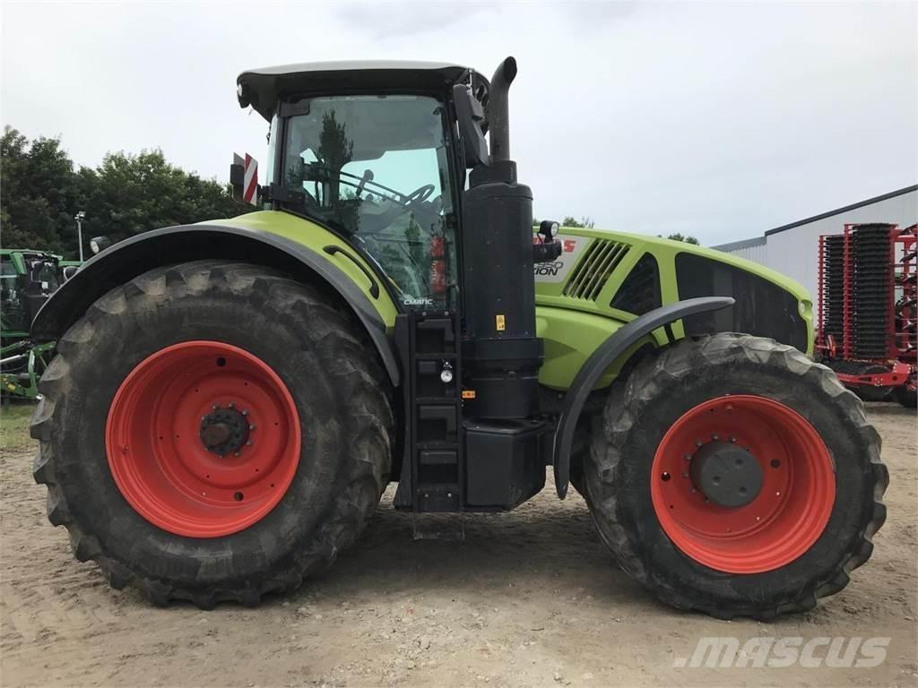 CLAAS Axion 950 Traktorok
