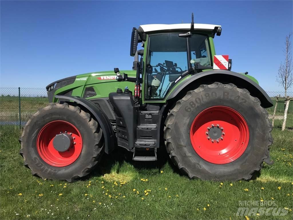 Fendt 942 Vario Traktorok