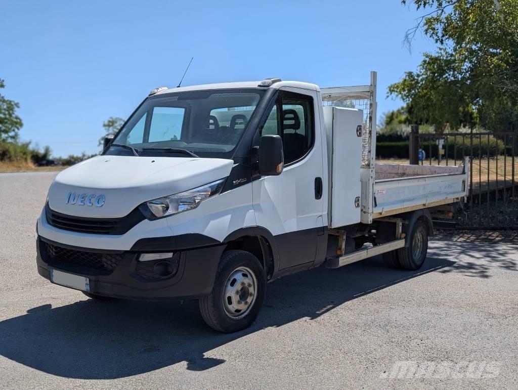 Iveco 35-12 Kis teherszállító/Platós kocsi