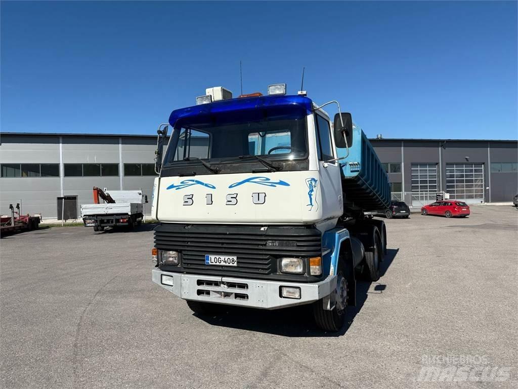 Sisu SM300 6x2 Multifunkciós teherautók
