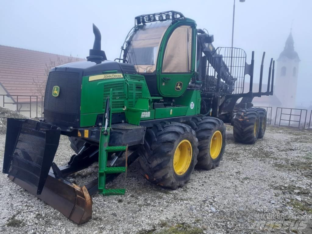 John Deere 1510G Kihordók
